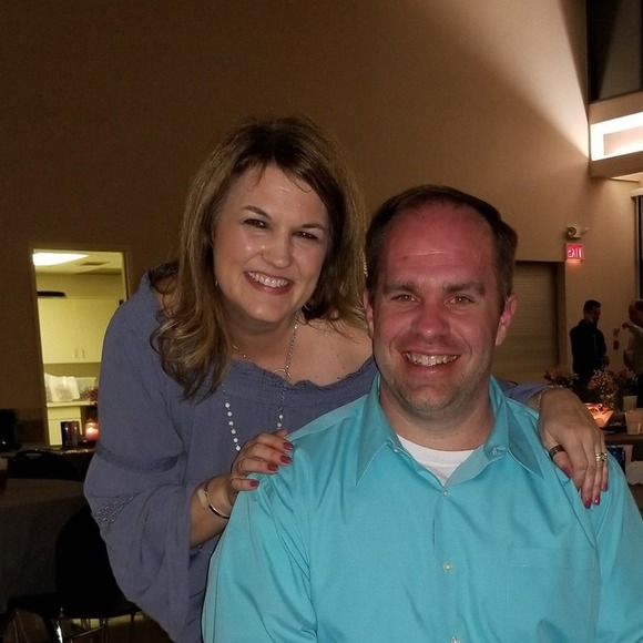 Meet your Posher, Lori - Picture 1 of 1